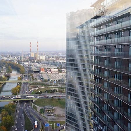 ウィーンExquisite Studio With Rooftop Poolアパートメント エクステリア 写真